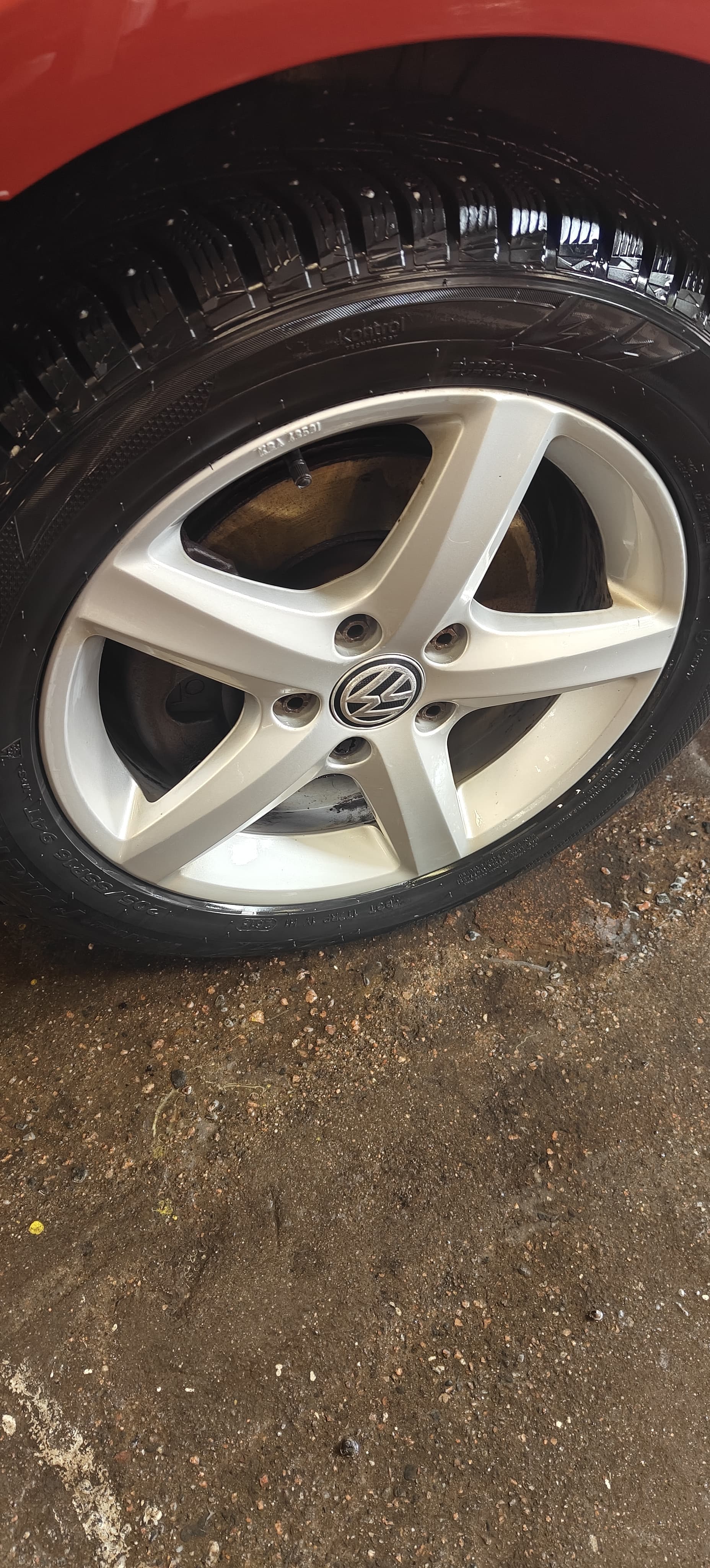 Мойка автомобиля Volkswagen Golf 2014 1.4 TSI 1