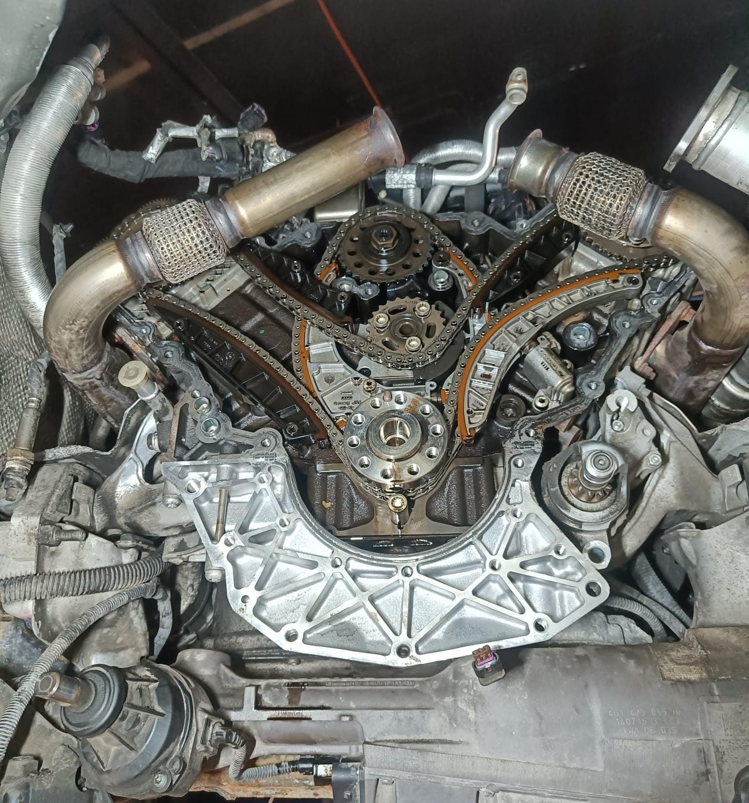 Audi A7 2018 3.0TDI jakoketjusarjan ennakoiva vaihto (370 tkm)